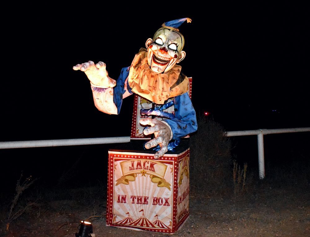 101620 haunted hills 002